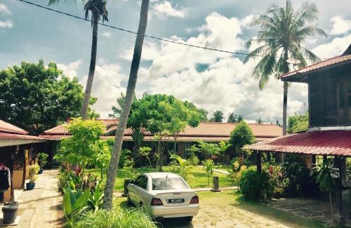 Lubok Buaya House | Soluna Guest House