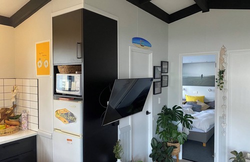 Mornington Peninsula Cabin | Somers Beach Cabin. New Year’s Availability