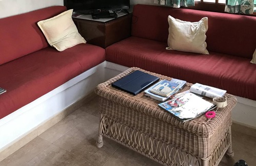 Sant Jaume Mediterrani Apartment | Son Bou Gardens 3 Beds,Sleeps 6, ldeally Situated for Shops and Restaurants