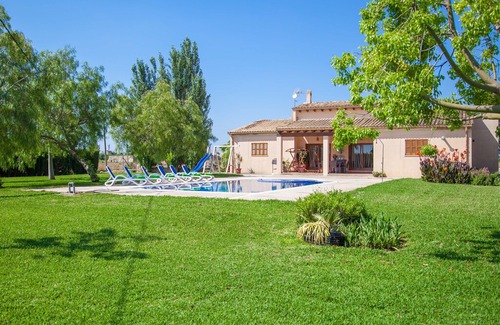Sa Pobla Villa | Son Crestes - Three Bedroom Villa, Sleeps 6
