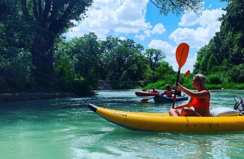 Fentress House | Son's River Ranch Glamping Cabin #1 Rare Find! Glamping on the Gorgeous San Marcos River!