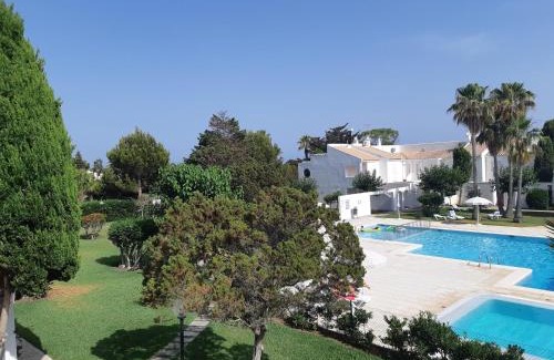 Son Xoriguer Apartment | Son Xoriguer appartement calme, mer, piscines.Son Xoriguer quiet apartment, sea, swimming pools.