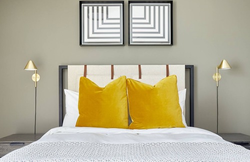 Downtown Minneapolis Apartment | Sonder at Sora | Extended Stay Studio Apartment w/ Balcony