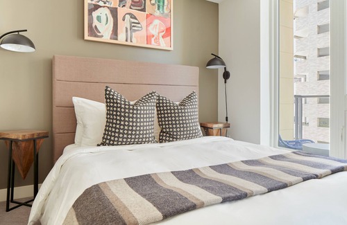 Downtown Minneapolis Apartment | Sonder at Sora | One-Bedroom Apartment w/Balcony