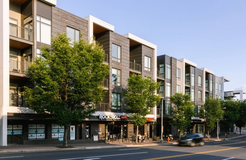 Hillsboro Village Apartment | Sonder at Village 21 | Spacious One-Bedroom Apartment w/Study