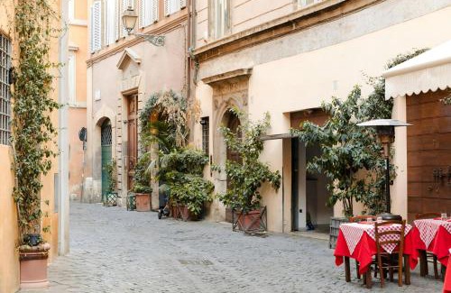 Rione V Ponte Apartment | Sonder by Marriott Bonvoy Palazzo Taverna Apartments Piazza Navona