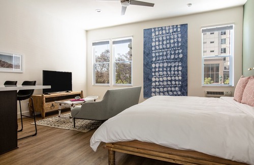 Downtown San Diego Apartment | Sonder | State Suites | Lovely Studio