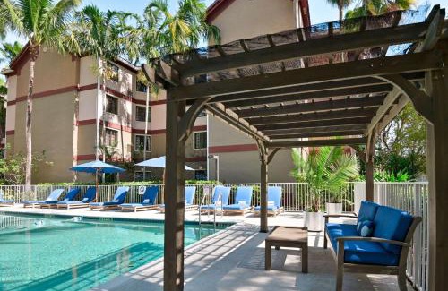 Plantation Hotel | Sonesta ES Suites Fort Lauderdale Plantation
