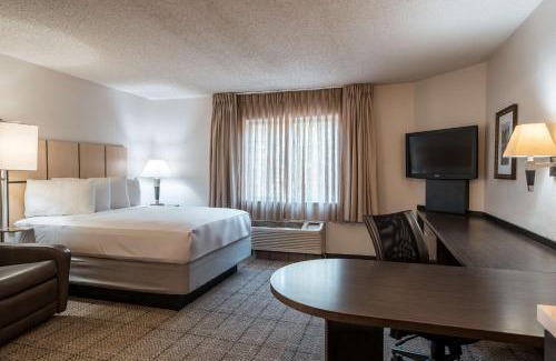 Park Central Hotel | Sonesta Simply Suites Dallas Richardson