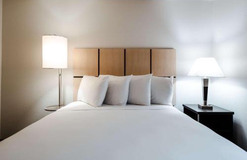 Park Central Hotel | Sonesta Simply Suites Dallas Richardson