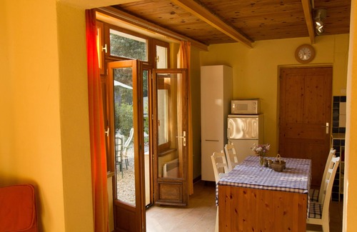 Sonnac-sur-l'Hers House | Sonnac: Secluded country cottage on large domaine