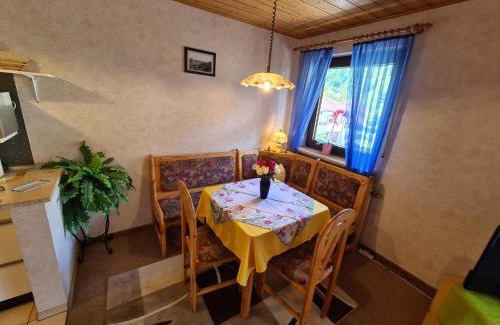 Goessweinstein Apartment | SONNENGLÜCK am Waldrand Fränkische Schweiz