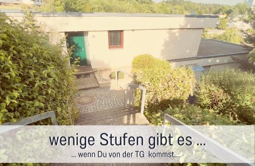 Ueberlingen Apartment | SONNENTERRASSE - 3 Schlafzimmer, Whirlpool & Alpenblick - Perfekt für Romantik oder Familienurlaub mit Kind , Hund willkommen by FerienWohnenAmSee -