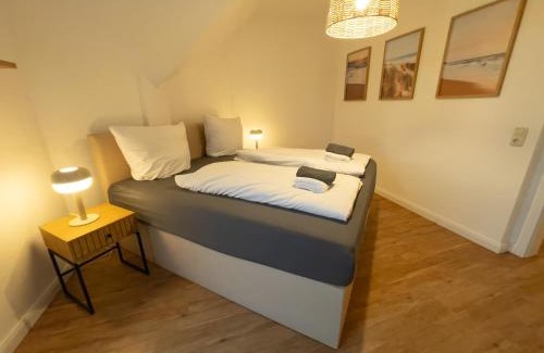 Groemitz Apartment | Sonnige Ferienwohnung mit Balkon und gute Lage