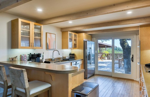 Sonoma House | Sonoma Skyhouse by AvantStay | Pool, Sauna, Hot Tub & Stunning Valley Views