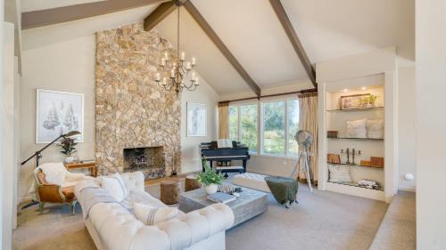 Glen Ellen House | Sonoma Sunshine by AvantStay Countryside Views