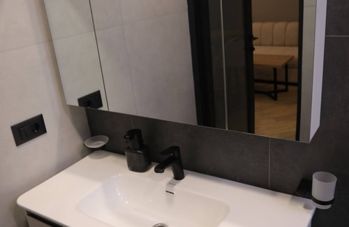 Arabkir Apartment | Soothing apartment with AC in charming Yerevan