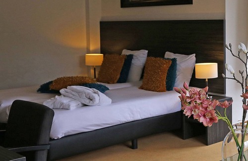 De Bult Hotel | Soothing Nature Escape | Nature Parks & Local Attractions