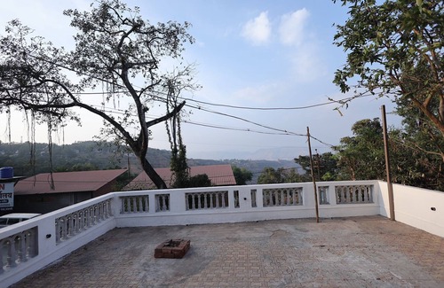 Mahabaleshwar Villa | Soothing Villa with WiFi in picturesque Panchgani, MaharashtranElevate Your Stay