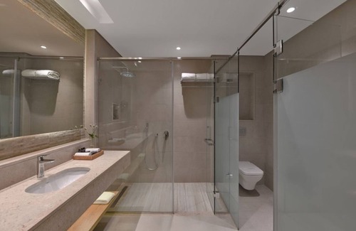 Soma Bay Hotel | Sophisticated Suite w/Incredible Sea View + Sunset Glow l 2 Pool-view Rooms