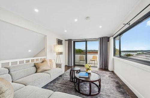 Vaucluse House | Sophisticated Family Retreat with Harbour Views in Prime Vaucluse
