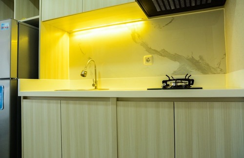 Cikarang Hotel | Sophisticated Studio at The Oasis Apartment
