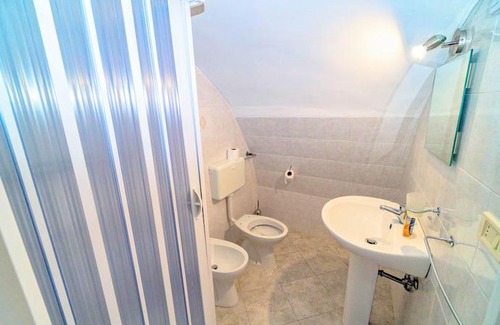 Monte Sant'Angelo House | Sopramonte House