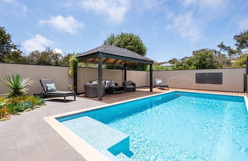 Sorrento House | Sorrento Serenity | Luxe Pet friendly with Pool