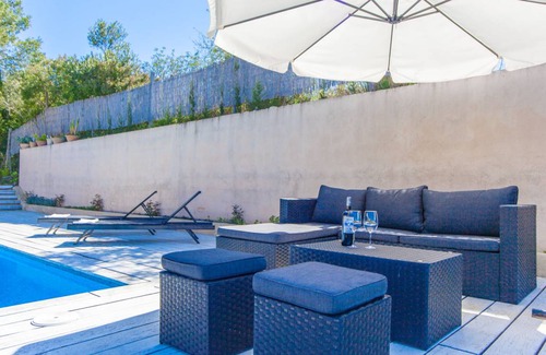 Arta House | Sos Monjos