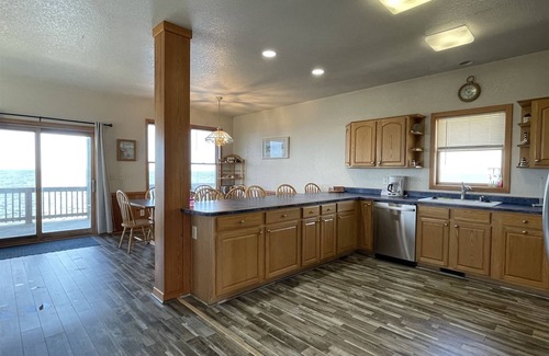 Frisco Cottage | Soundfront in Frisco you will find Skate Away, perfect for kayaking, windsurfing & kiteboarding!