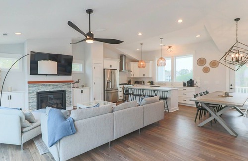 Corolla House | Soundfront Sunset Elevator Heated Pool HotTub Golf