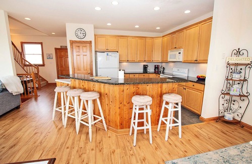 Tuckahoe House | Soundside, Community Pool and water views! N5, Duck Duck Goose
