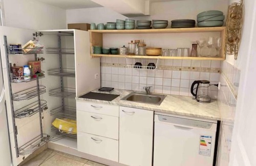 Vins-sur-Caramy Apartment | Sous le Balcon de Mimishe , en Provence Verte, var