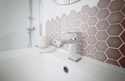 Chateauvert Apartment | Sous les arches