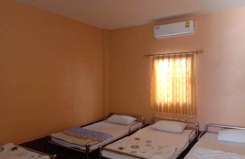 Pakse House | Soutchai Hostel and Tour Company