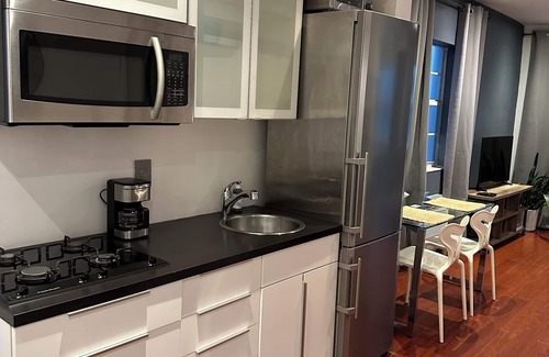Flamingo/Lummus Apartment | South Beach Ocean View/King Bed/Free Beach Service
