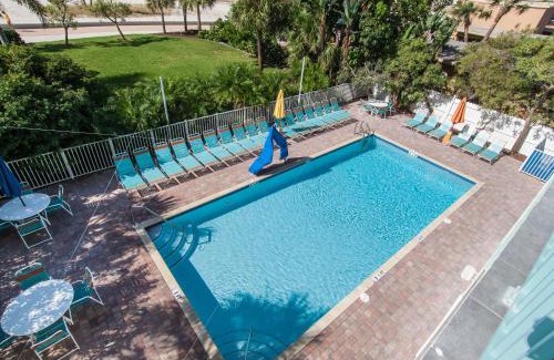 Treasure Island Apartment | South Beach Oceanfront Resort