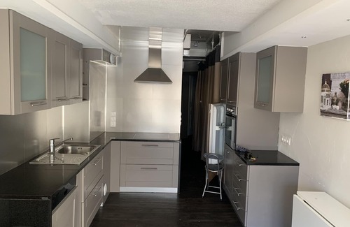 Arc-2000 Apartment | South-facing studio ski in ski out Arc 2000 resort center