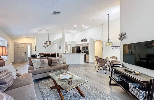 Haines City House | South Facing Golf Course Villa, Updates Throughout!