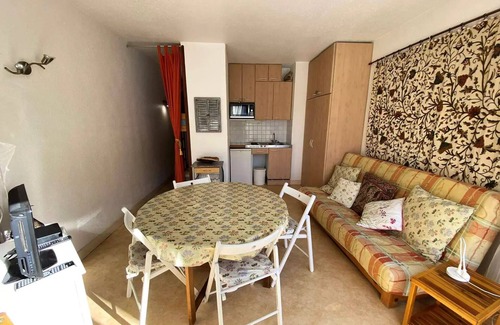 Bareges Apartment | South-facing studio near the center of Barèges