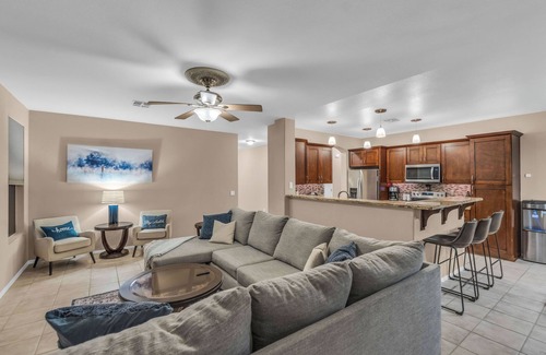 Foothills Club West House | South Mountain Skyline Home with Pool/Pet Friendly