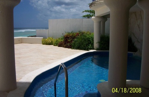 Hastings Villa | South Ocean Villa, Incredible Sunsets and Views on the Sea