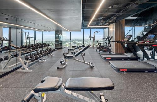 Southbank Apartment | Southbank Escape Stylish Apartment W Pool & Gym