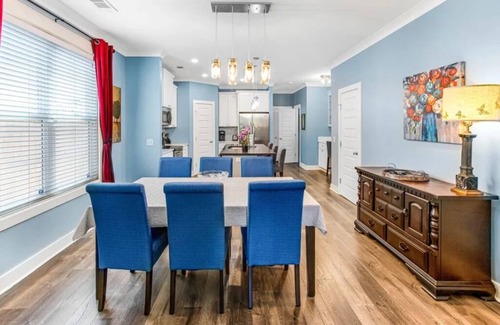 Eastside House | Southern Comfort - Beautiful home minutes to Downtown, Forsyth Park, Tybee Beach