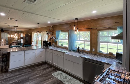 Ponchatoula House | Southern Hospitality and Small-Town Living!