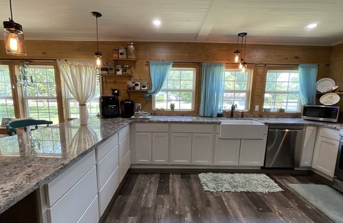 Ponchatoula House | Southern Hospitality and Small-Town Living!