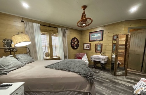 Ponchatoula House | Southern Hospitality and Small-Town Living!