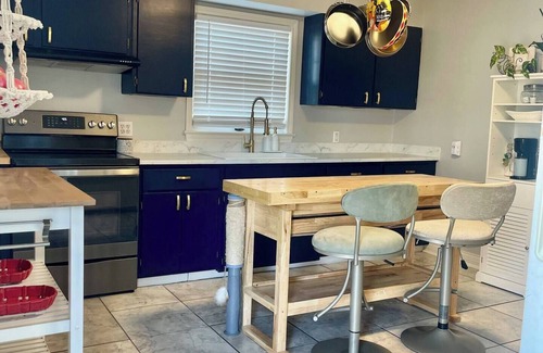 Wilder Park Apartment | Southern Parkway Retreat Near Attractions & Dining