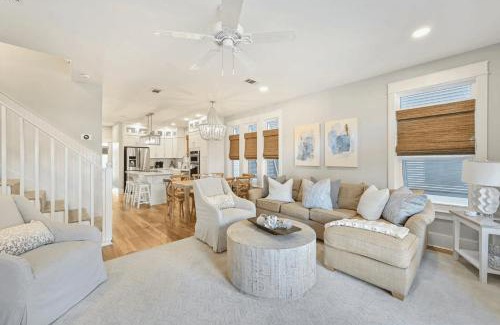 Rosemary Beach House | Southern Shores by AvantStay Seacrest Beach Resort Pool