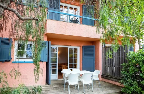 Boulouris-sur-Mer Apartment | SOWELL RESIDENCES Green Oaks * - Studio 4 people